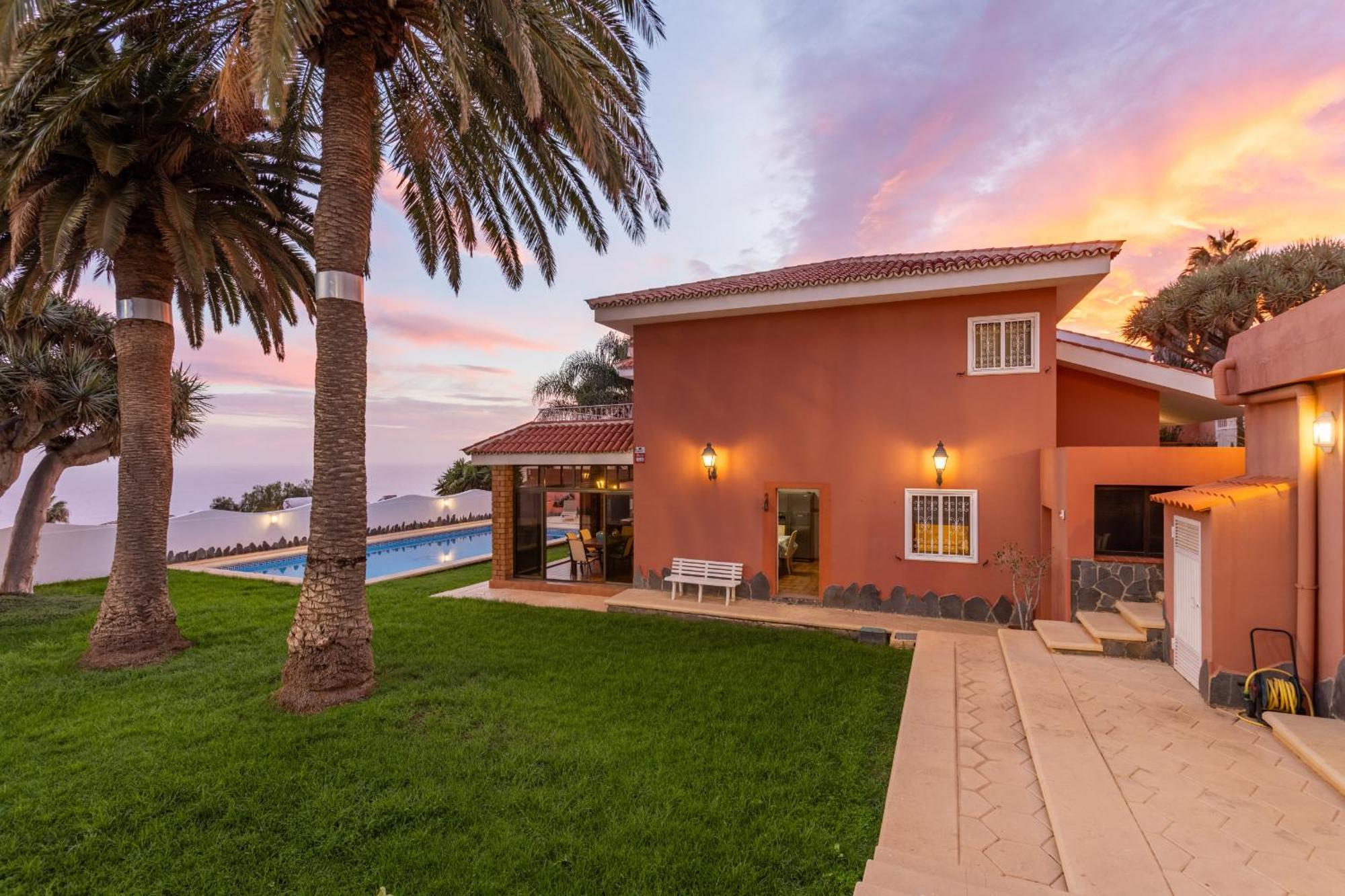 One & Only Sports And Relax Villa Heated Pool By Eden Rentals Tabaiba Bagian luar foto